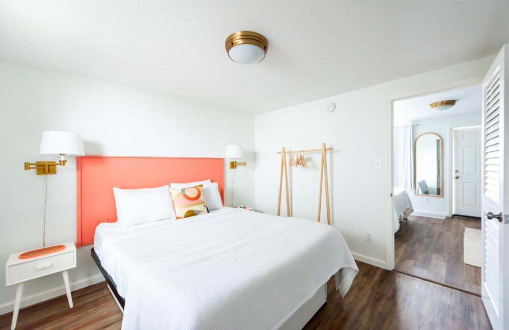 Royal Palms Motel Tybee Island Екстер'єр фото